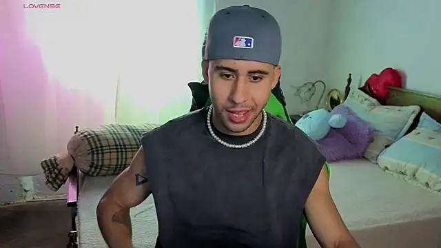 Snapshot of Daiki_Jack chatting on October 1, 2:23 pm Daiki Jack online show from October 1, 2:23 pm