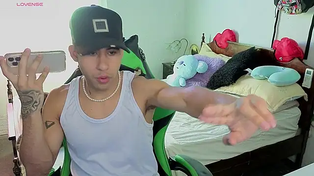 Snapshot of Daiki_Jack chatting on October 3, 1:08 pm Daiki Jack online show from October 3, 1:08 pm