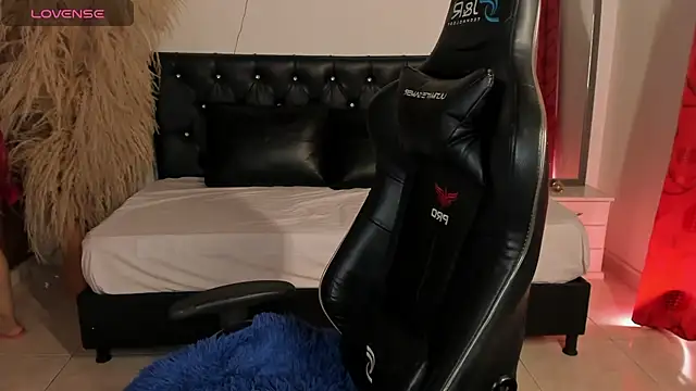 Bianka olivetto021 online show from March 14, 9:32 pm