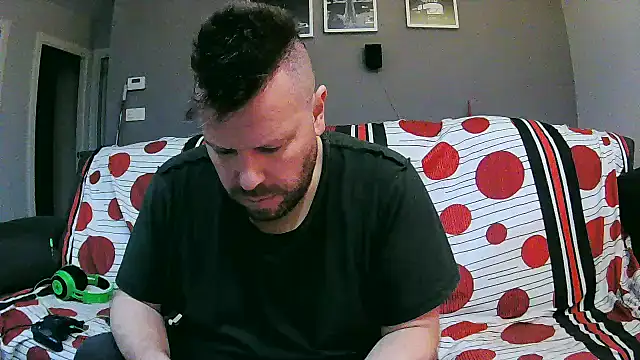 txan9876 online show from December 2, 5:41 pm