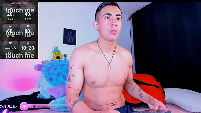 Snapshot of Andy_naughty1 chatting on October 31, 4:35 am Andy naughty1 online show from October 31, 4:35 am