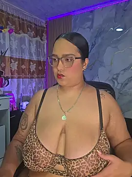 Snapshot of Teffy__xxx chatting on June 22, 11:24 pm Teffy xxx online show from June 22, 11:24 pm