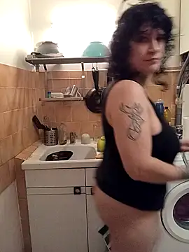 callmelouve online show from November 23, 6:08 pm