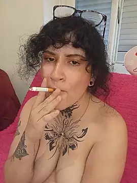 callmelouve online show from May 27, 2:03 pm