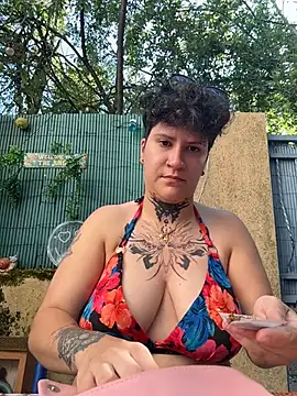 callmelouve online show from July 5, 4:47 pm