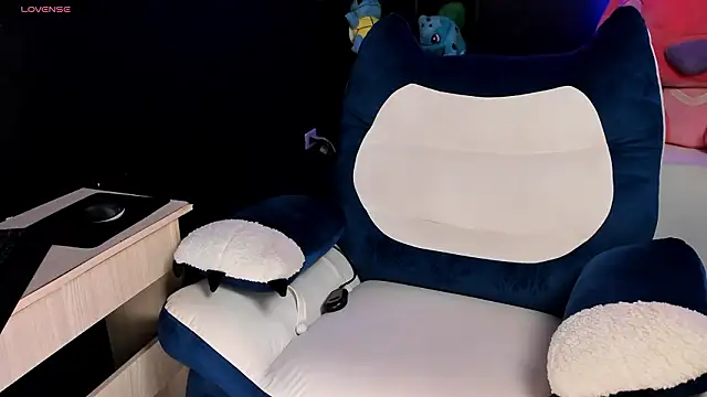 stelleknox  online show from March 13, 10:16 pm