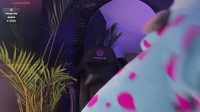 Snapshot of Lucas_eevans chatting on October 23, 12:59 pm Lucas eevans online show from October 23, 12:59 pm