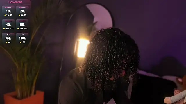 Lucas eevans online show from November 26, 1:56 pm