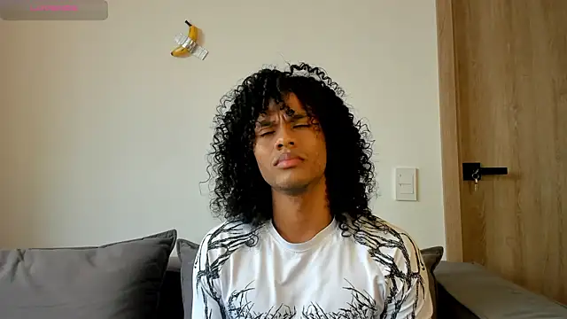 Lucas eevans online show from July 15, 2:33 pm