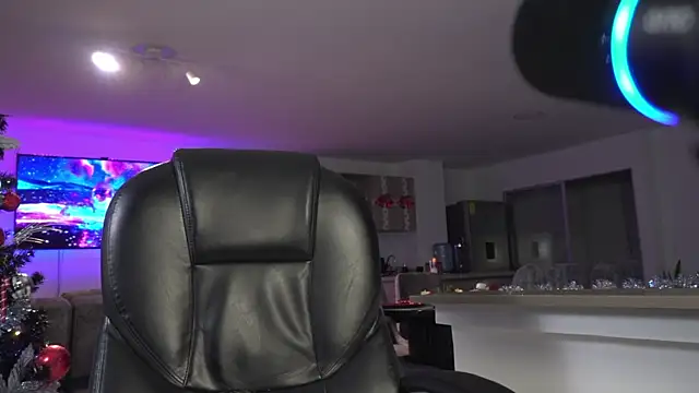 Frank Farrell online show from December 18, 3:56 am