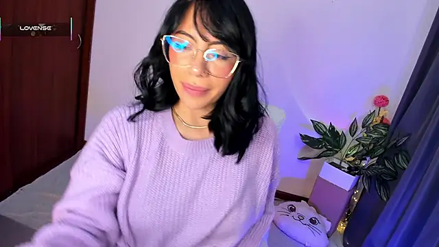 Silvanna-Moree online show from March 29, 2:50 pm