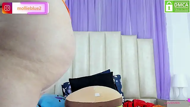 mollieblue69 online show from January 15, 6:29 pm