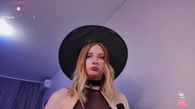 Snapshot of _whiteprincess chatting on January 30, 1:10 pm whiteprincess online show from January 30, 1:10 pm