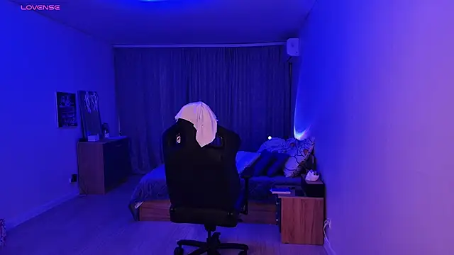 Snapshot of _whiteprincess chatting on March 20, 9:15 am whiteprincess online show from March 20, 9:15 am