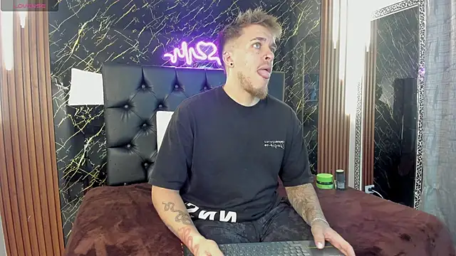 keane lee online show from November 13, 12:37 pm