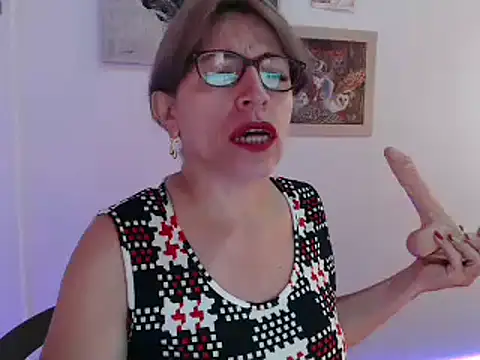 Snapshot of Chayla_Ruiz chatting on December 20, 1:33 pm Chayla Ruiz online show from December 20, 1:33 pm