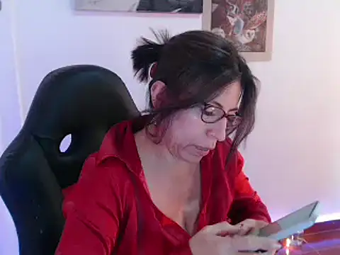 Snapshot of Chayla_Ruiz chatting on December 23, 3:33 pm Chayla Ruiz online show from December 23, 3:33 pm