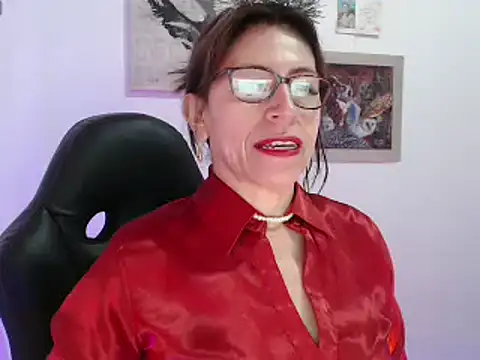 Snapshot of Chayla_Ruiz chatting on December 24, 11:11 pm Chayla Ruiz online show from December 24, 11:11 pm