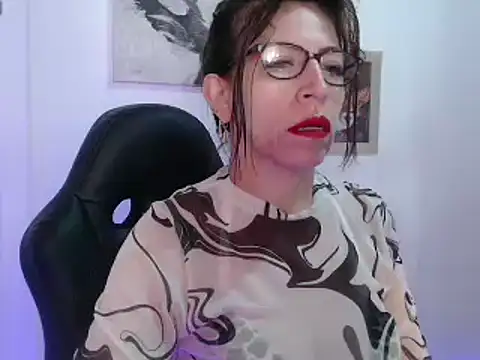 Snapshot of Chayla_Ruiz chatting on January 3, 12:52 pm Chayla Ruiz online show from January 3, 12:52 pm