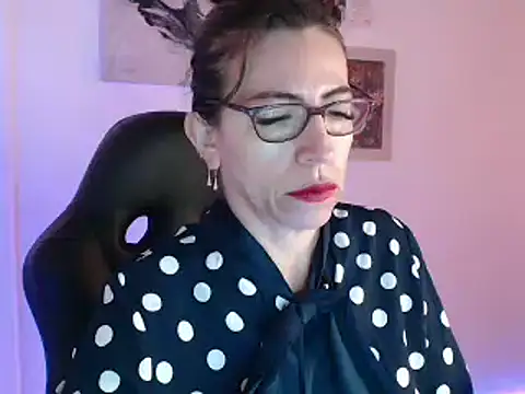 Snapshot of Chayla_Ruiz chatting on January 21, 1:22 pm Chayla Ruiz online show from January 21, 1:22 pm