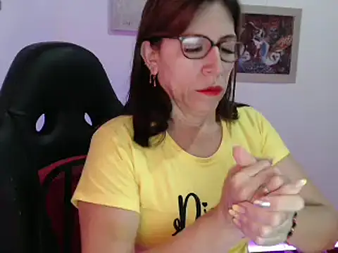 Snapshot of Chayla_Ruiz chatting on January 31, 8:43 pm Chayla Ruiz online show from January 31, 8:43 pm