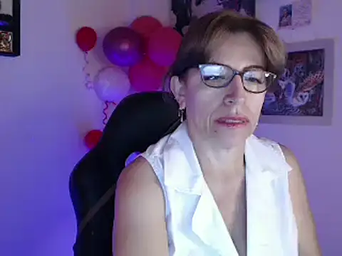 Snapshot of Chayla_Ruiz chatting on February 19, 1:39 pm Chayla Ruiz online show from February 19, 1:39 pm