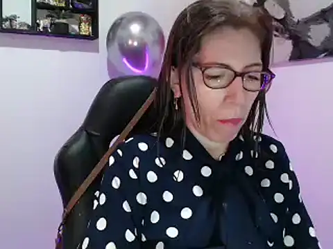 Snapshot of Chayla_Ruiz chatting on February 25, 10:29 pm Chayla Ruiz online show from February 25, 10:29 pm
