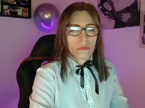 Snapshot of Chayla_Ruiz chatting on March 3, 6:22 pm Chayla Ruiz online show from March 3, 6:22 pm