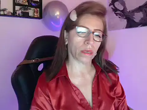 Snapshot of Chayla_Ruiz chatting on March 11, 1:56 pm Chayla Ruiz online show from March 11, 1:56 pm