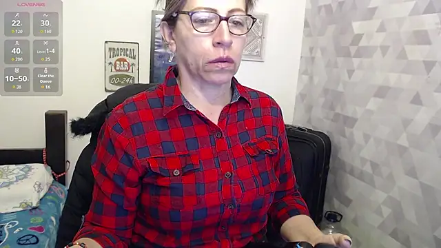 Snapshot of Chayla_Ruiz chatting on September 16, 1:12 pm Chayla Ruiz online show from September 16, 1:12 pm