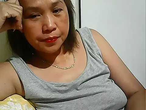 Snapshot of Lhadycarolyn chatting on October 3, 10:51 pm Lhadycarolyn online show from October 3, 10:51 pm