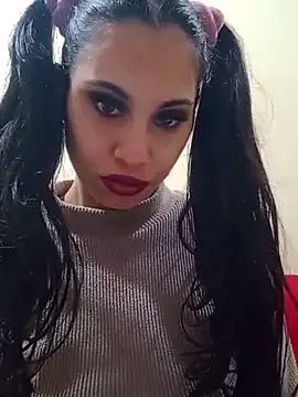 molymeneses online show from June 17, 5:47 pm