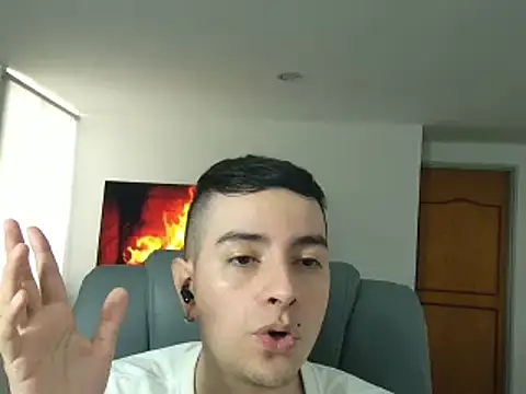 Jhoan saenz online show from October 19, 7:03 pm