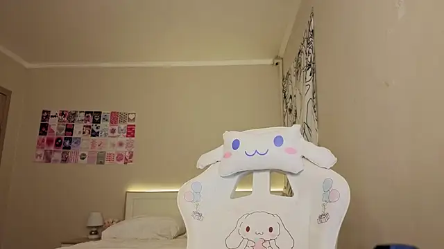 LisaSweetie online show from February 19, 4:03 pm