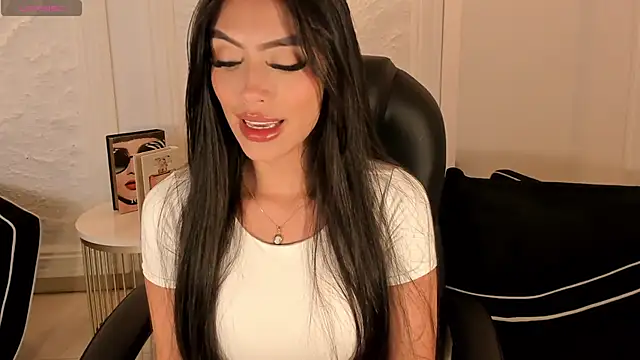 JadeEvansX online show from January 17, 2:33 pm