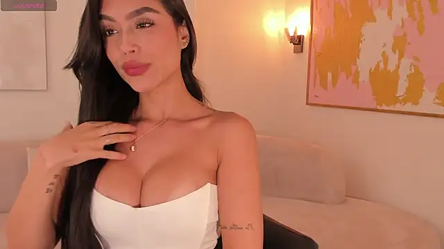 Snapshot of JadeEvansX chatting on April 12, 11:54 pm JadeEvansX online show from April 12, 11:54 pm