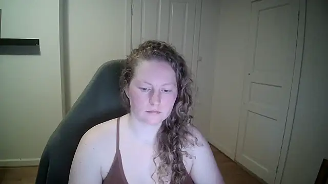 Snapshot of Girlnina-1995 chatting on January 28, 2:31 pm Girlnina-1995 online show from January 28, 2:31 pm