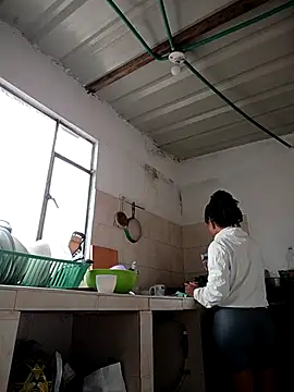 Bigassmommy x online show from October 4, 3:32 pm