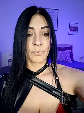 AryaSummersReal online show from January 19, 8:18 am