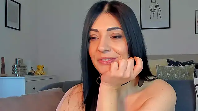 AryaSummersReal online show from March 3, 2:04 pm