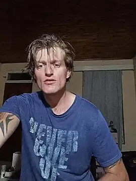 Snapshot of the-billy-blue chatting on July 22, 2:14 am the-billy-blue online show from July 22, 2:14 am