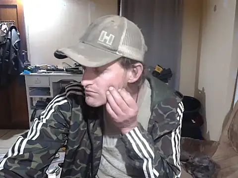 Snapshot of the-billy-blue chatting on July 27, 2:07 am the-billy-blue online show from July 27, 2:07 am