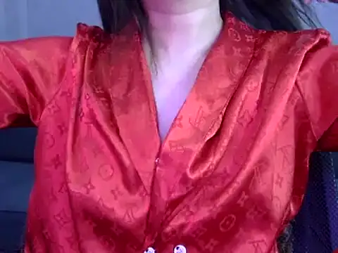 Snapshot of Bee_2k chatting on March 4, 5:11 am Bee 2k online show from March 4, 5:11 am