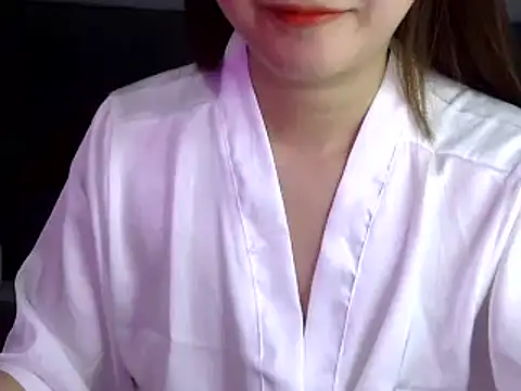 Snapshot of Bee_2k chatting on December 4, 4:55 am Bee 2k online show from December 4, 4:55 am