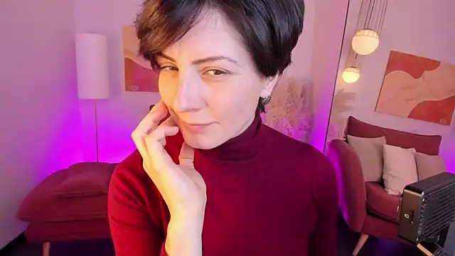 Snapshot of LorenDaze chatting on November 7, 6:35 am LorenDaze online show from November 7, 6:35 am