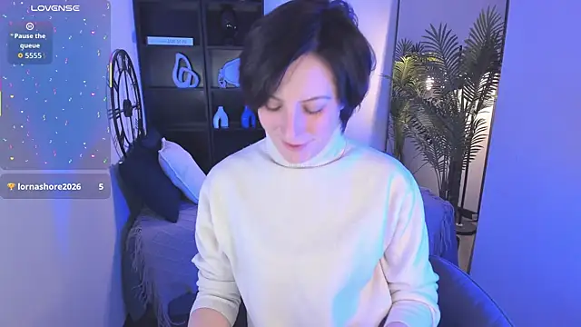 LorenDaze online show from January 9, 7:55 am