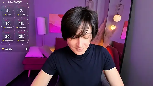 LorenDaze online show from June 16, 2:09 pm