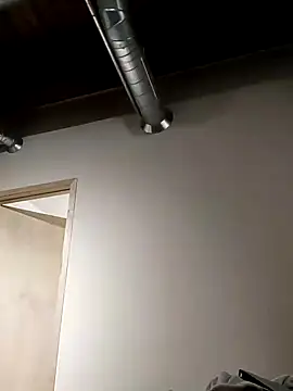 eatmeplease44 online show from February 11, 11:22 pm