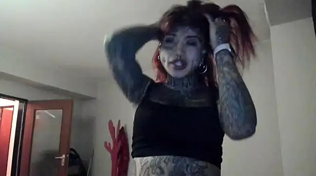 Snapshot of tamarapervert chatting on January 17, 5:41 pm tamarapervert online show from January 17, 5:41 pm