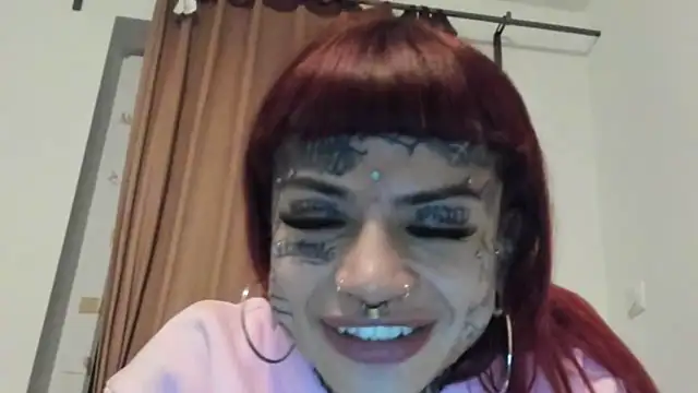 Snapshot of tamarapervert chatting on October 13, 9:04 pm tamarapervert online show from October 13, 9:04 pm